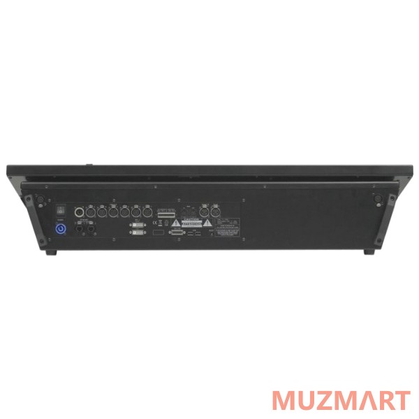 MA Lighting International dot2 core Компактная световая консоль