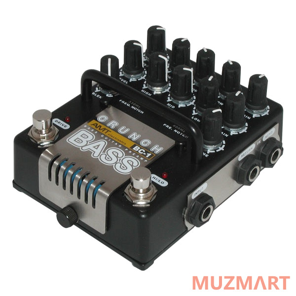 AMT Electronics BC-1 "Bass Crunch" Транзисторный двухканальный предусилитель для бас-гитары