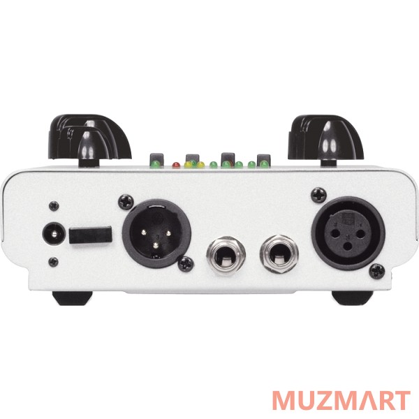 Behringer Tube Ultragain MIC200 Ламповый микрофонный линейный предусилитель с лимитером