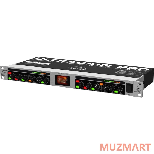 Behringer Ultragain Pro MIC2200 2-канальный ламповый микрофонный предусилитель