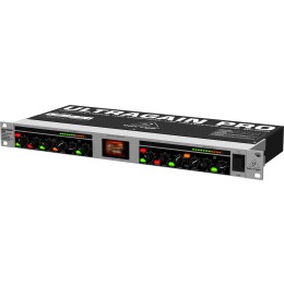 Behringer Ultragain Pro MIC2200 2-канальный ламповый микрофонный предусилитель