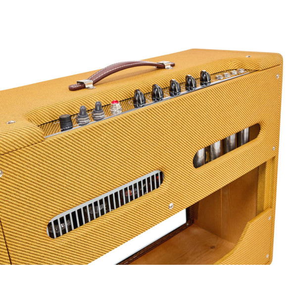 Fender 57 Custom Pro, 230V EUR Ламповый комбоусилитель