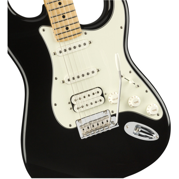 Fender Player Stratocaster HSS MN BLK Электрогитара