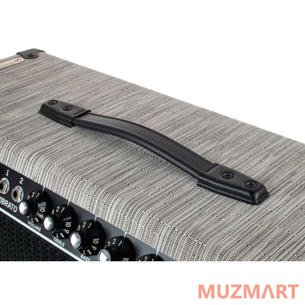 Fender 65 DLX CHILEWICH CHLK CRMBK 230EU Усилитель гитарный ламповый