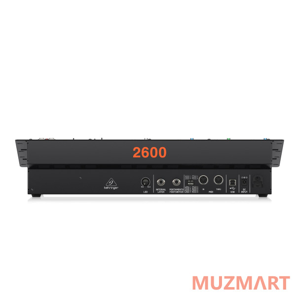 Behringer 2600 полумодульный рэковый синтезатор