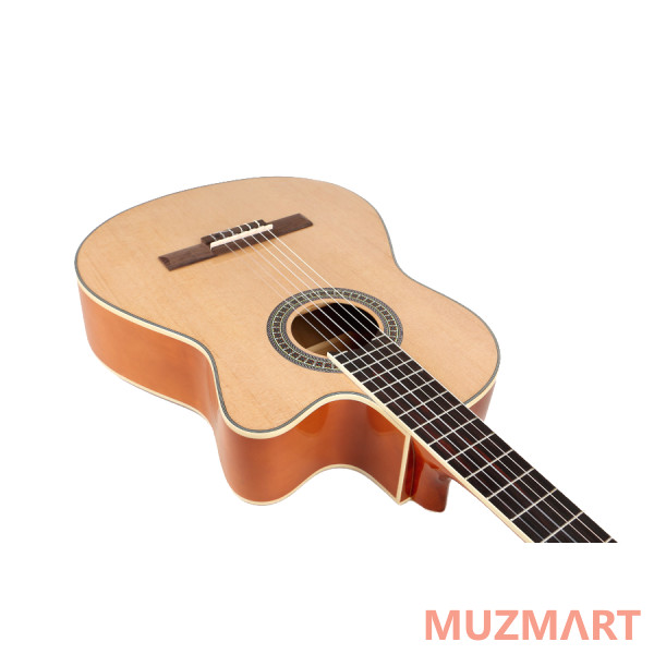 Karavan K-320N Гитара классическая 4/4