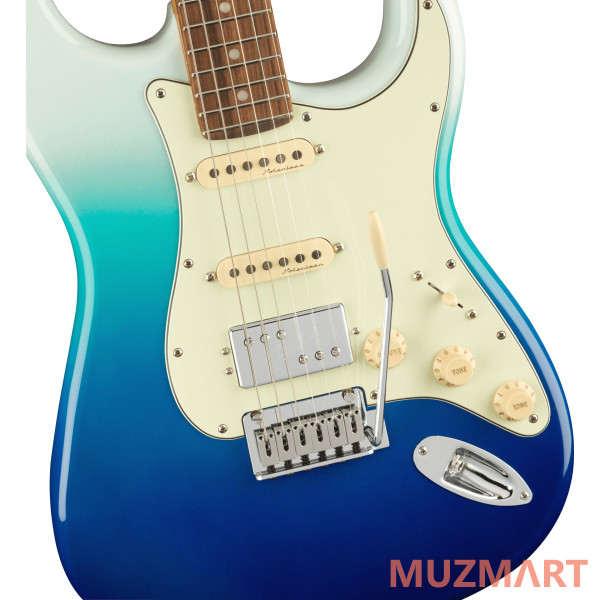Fender PLAYER PLUS STRAT HSS PF BELAIR BLUE Электрогитара