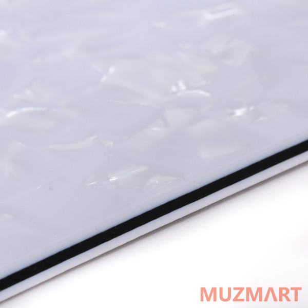 Musiclily M698 Заготовка для защитной накладки, 3 слоя, цвет белый перламутр