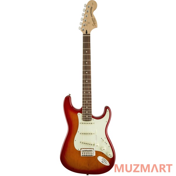 Squier STANDARD STRATOCASTER RW CHERRY SUNBURST Электрогитара
