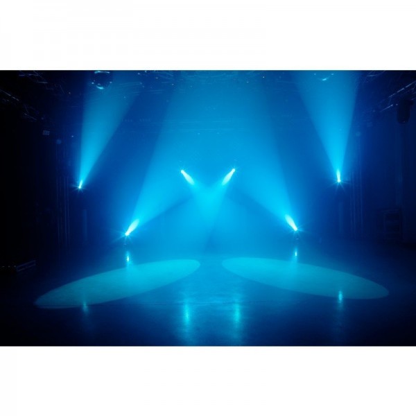 American DJ FOCUS SPOT THREE Z Pearl Светодиодная вращающаяся голова