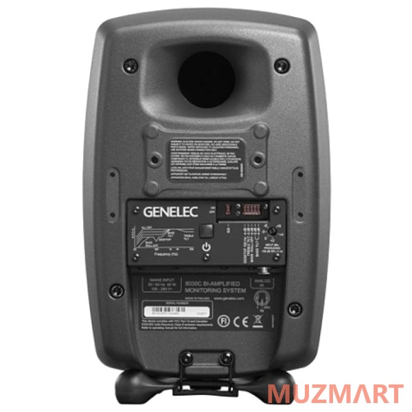 Genelec 8030CP-6 студийный активный 2-полосный монитор